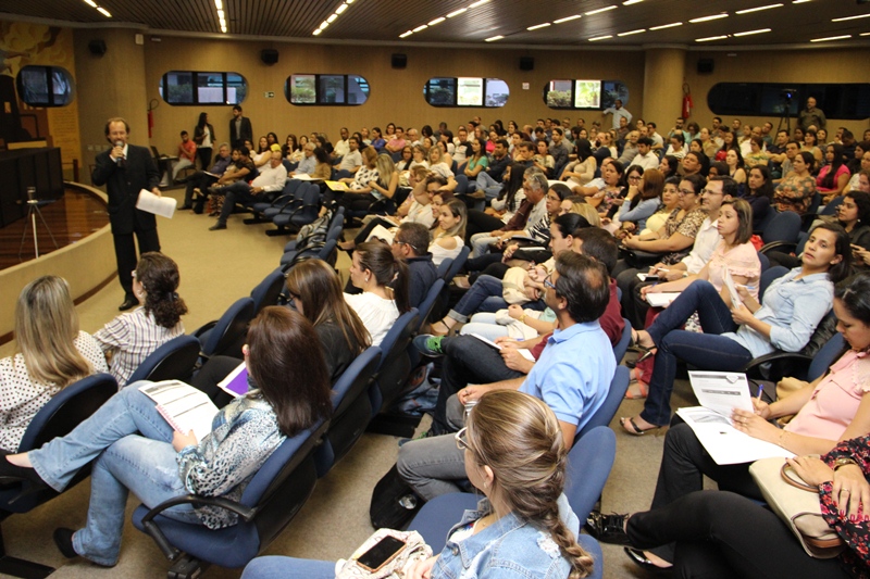 Alunos do curso de Pós-Graduação em Gestão Pública e Controle (Foto: Karina Camargos Coutinho)